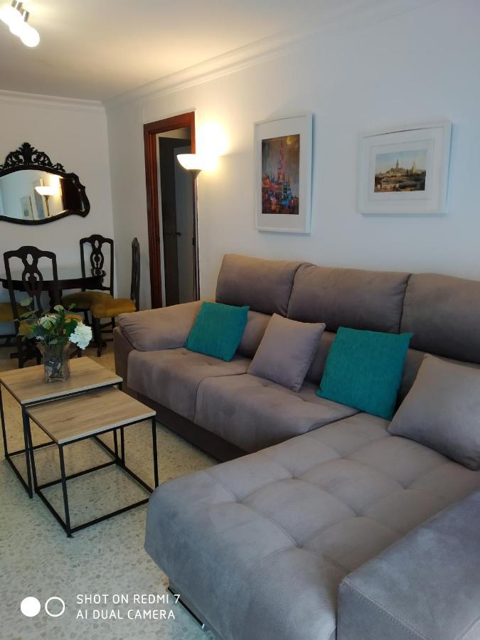 Luminoso Y Amplio Apartamento Sevilla Eksteriør billede
