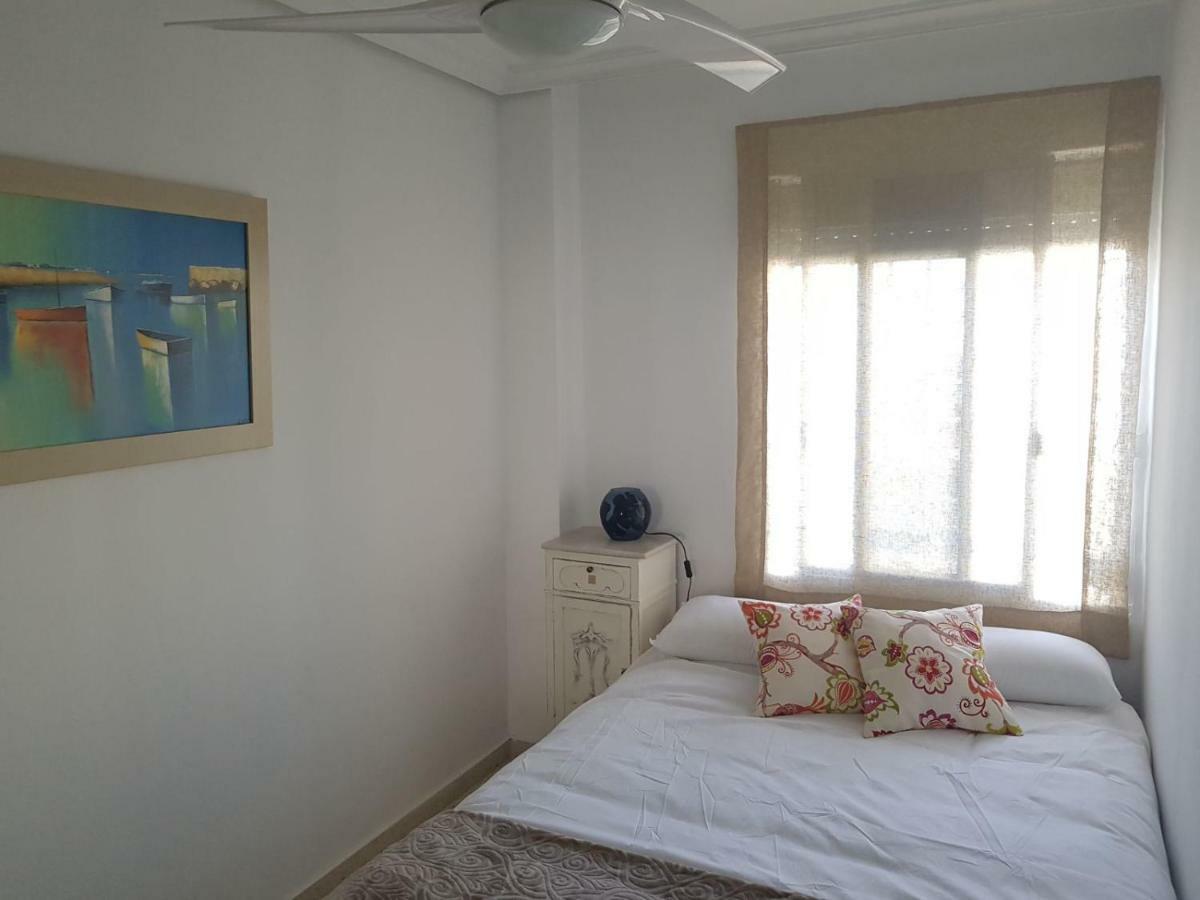 Luminoso Y Amplio Apartamento Sevilla Eksteriør billede