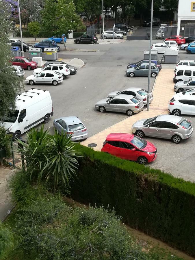 Luminoso Y Amplio Apartamento Sevilla Eksteriør billede